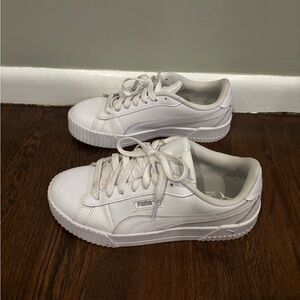 Puma Carina 2.0 Women’s Sneakers 7.5